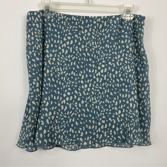 Le Lis Collection Spotted Animal Print Skirt Size Large - Picture 1 of 7